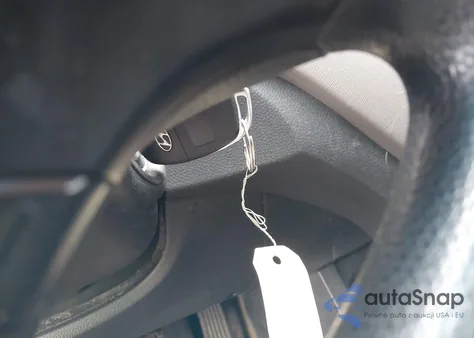 2015 Hyundai Santa Fe Sport 2.4L из США, поврежденный, VIN 5XYZTDLB4FG250895